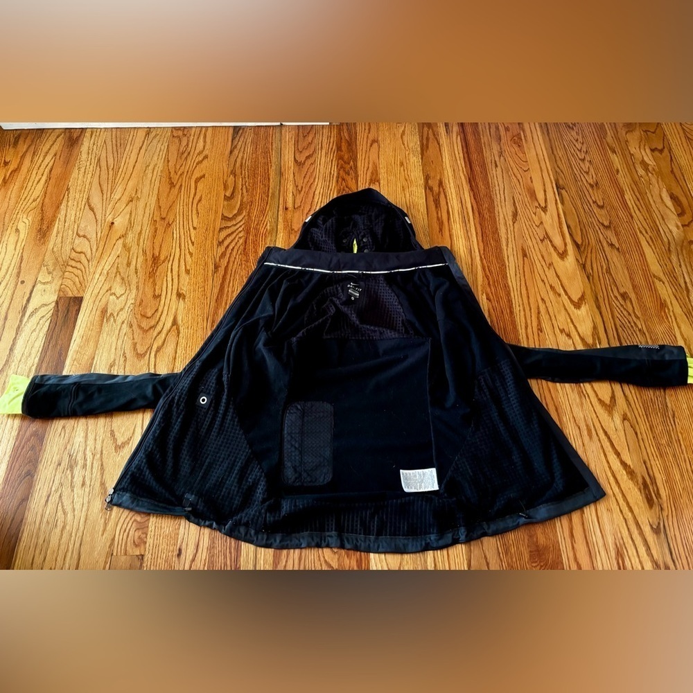Nike Black Dri-FIT Running Performance Jacket - Small - Picture 4 of 16